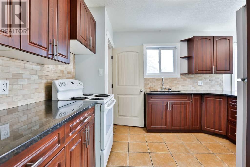 544 20 Street North Lethbridge, Alberta