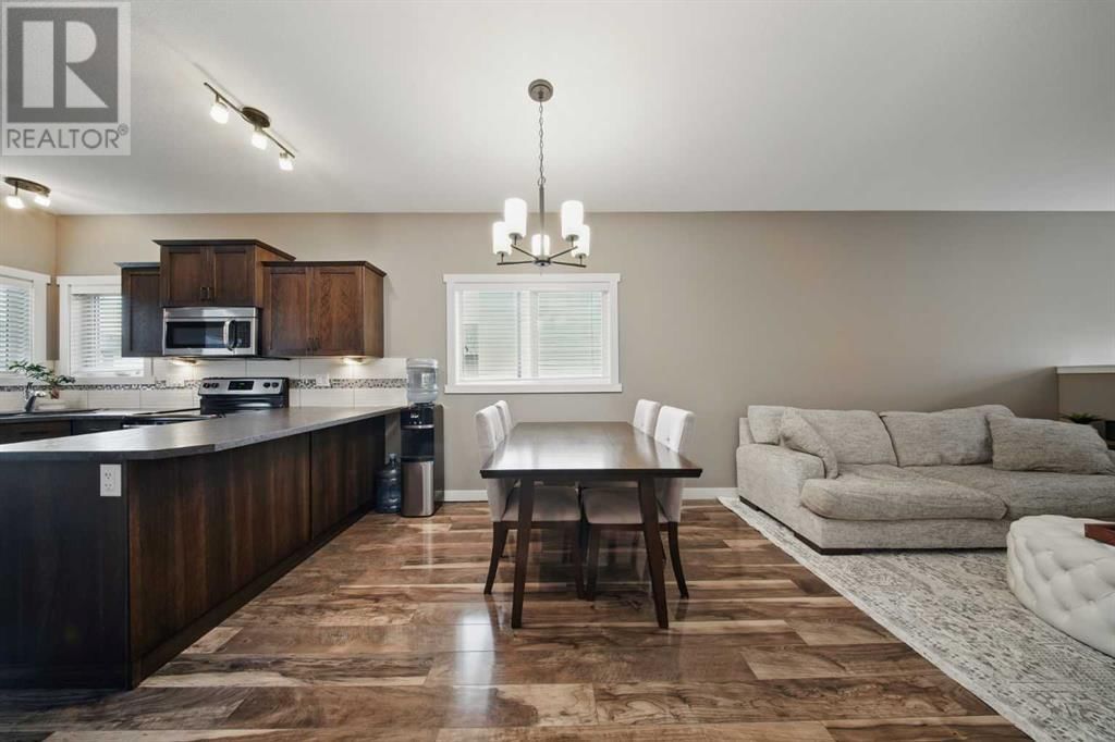 6 COACHMAN WAY Image 5