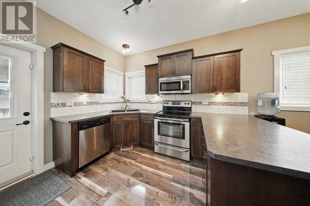 6 COACHMAN WAY Image 8