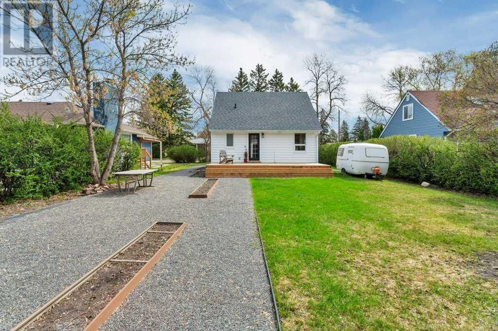 3514 42 AVENUE Image 38