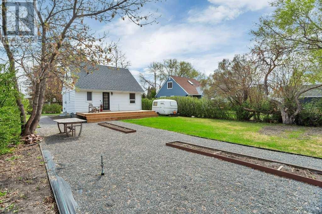 3514 42 AVENUE Image 40