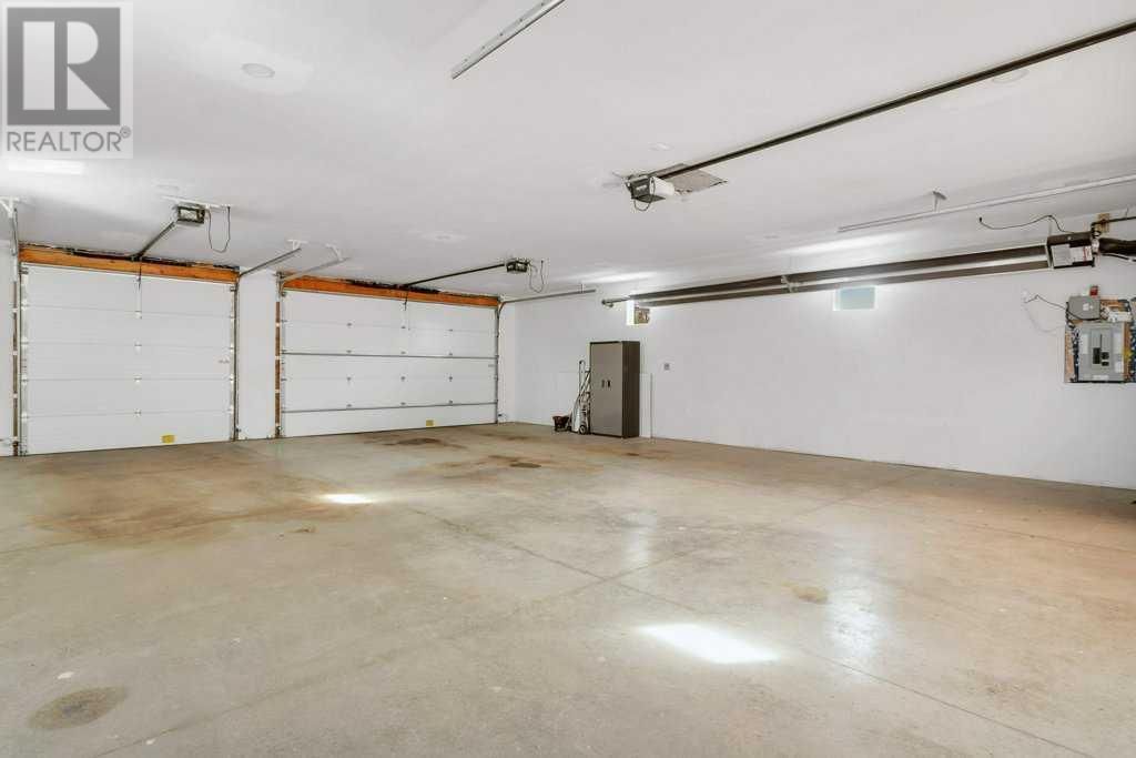 3514 42 AVENUE Image 45