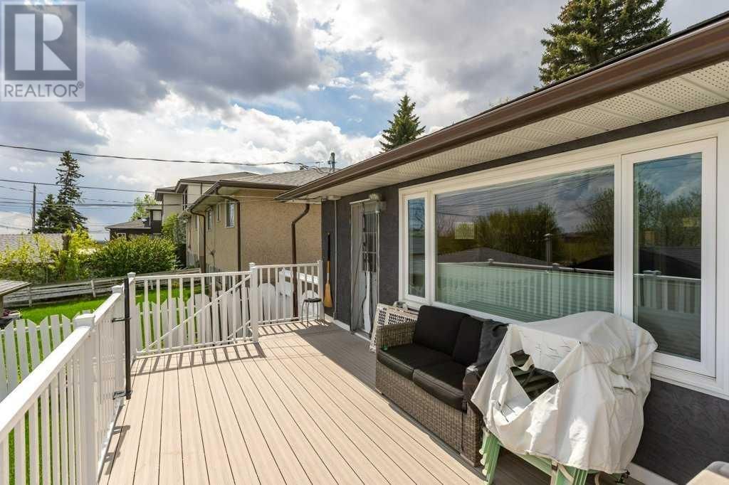1514 CHILD AVENUE NORTHEAST Image 29