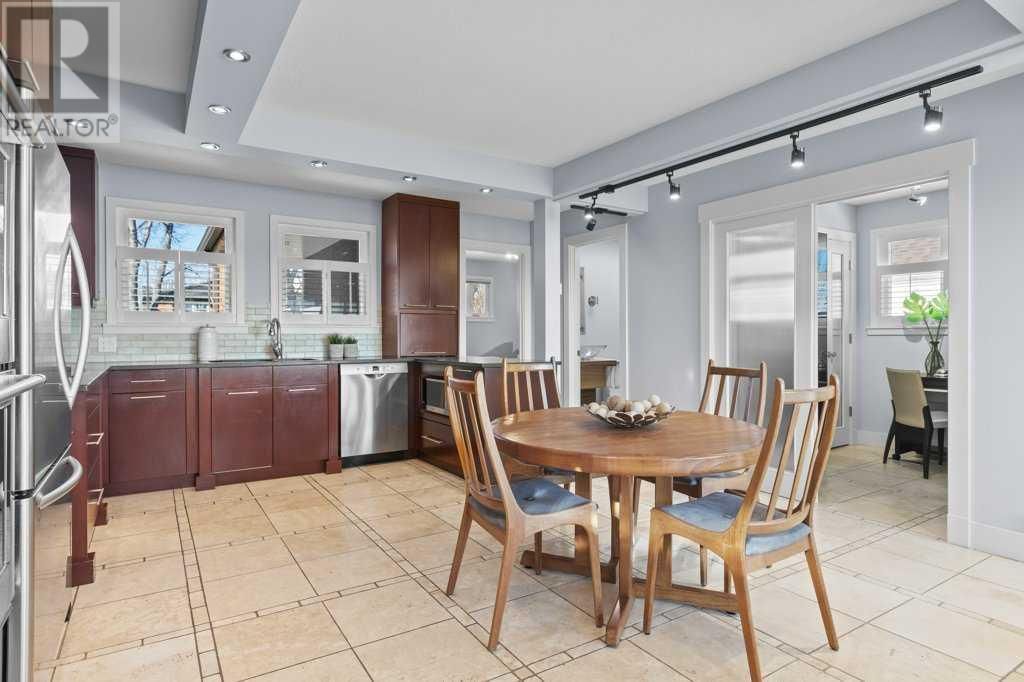 1514 CHILD AVENUE NORTHEAST Image 3