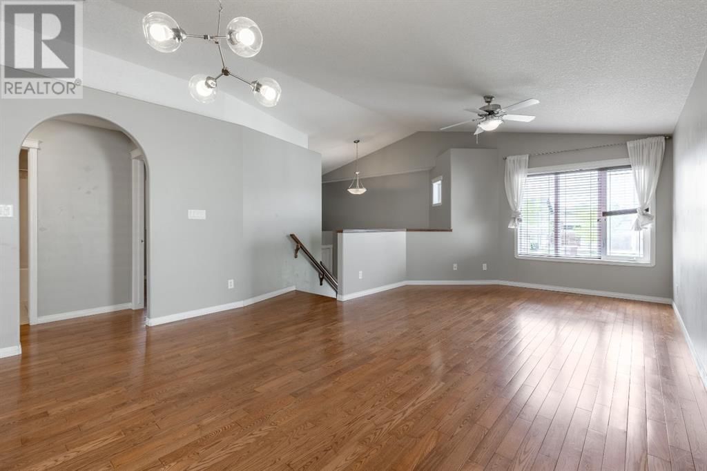 130 Tartan Boulevard West Lethbridge, Alberta