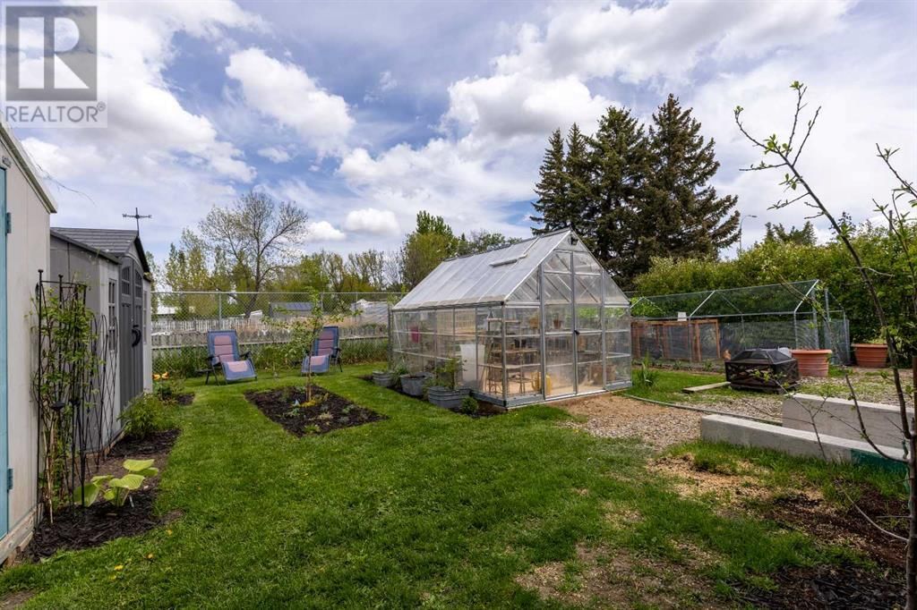 119 2 AVENUE NORTH Image 39