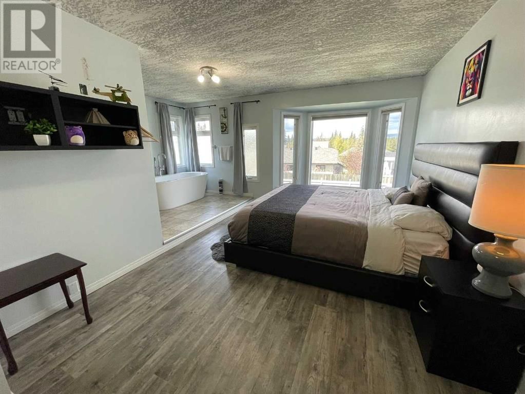 3126 BRADWELL STREET Image 10