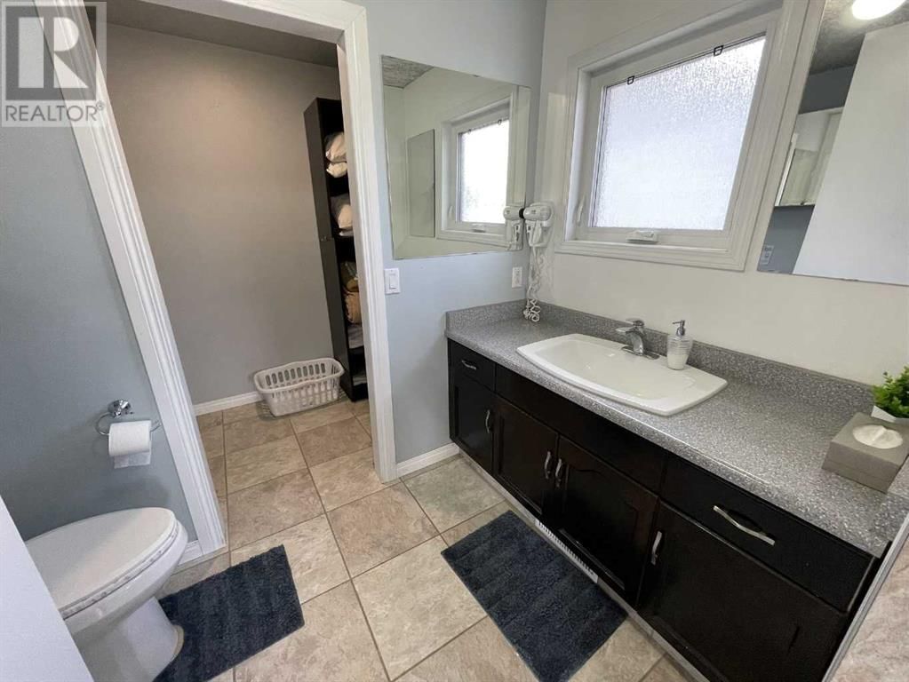 3126 BRADWELL STREET Image 15