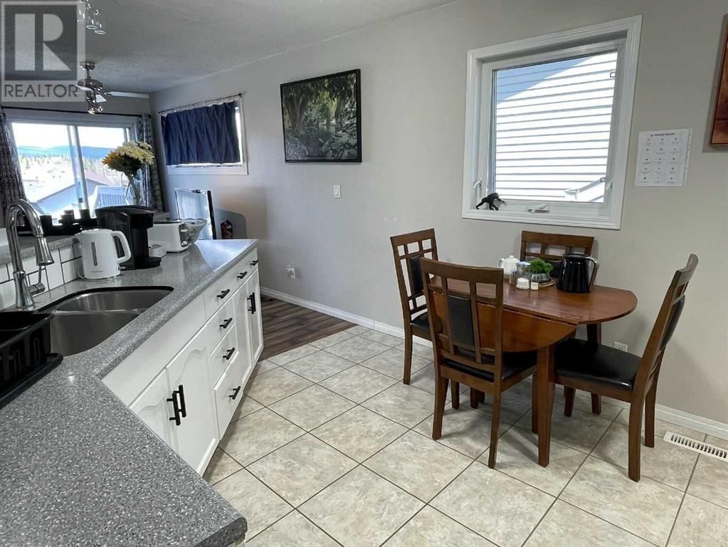 3126 BRADWELL STREET Image 5
