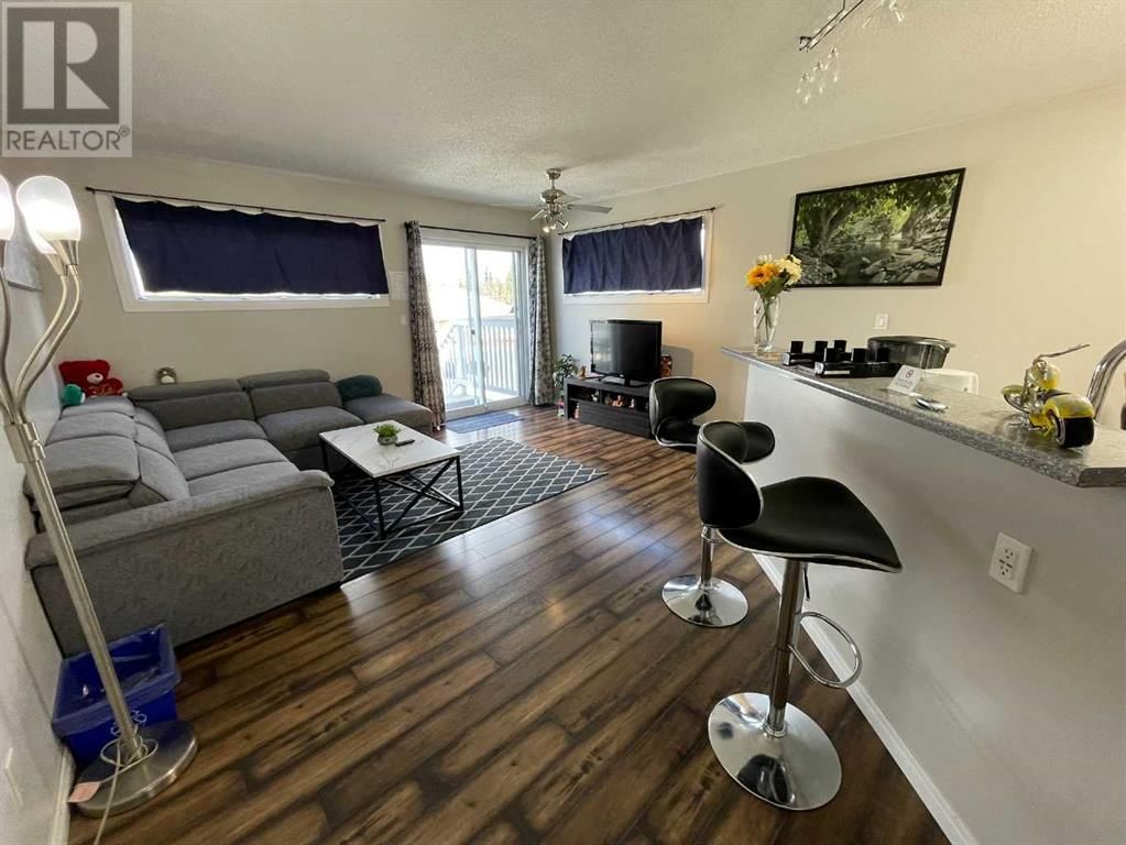 3126 BRADWELL STREET Image 6
