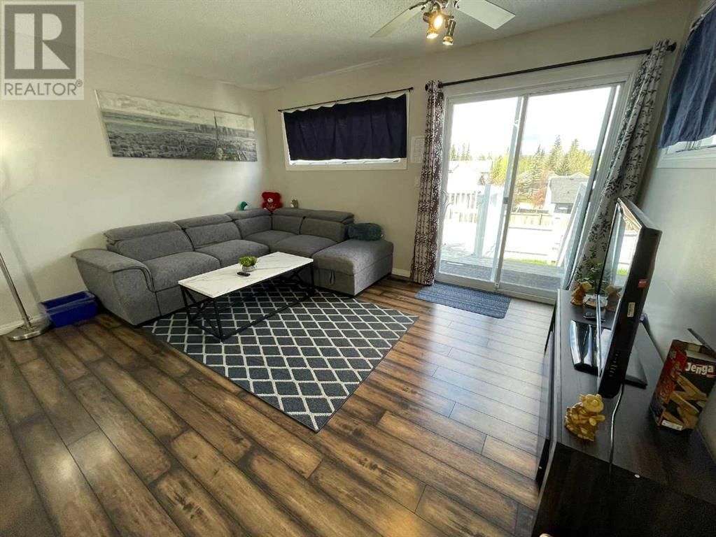 3126 BRADWELL STREET Image 7