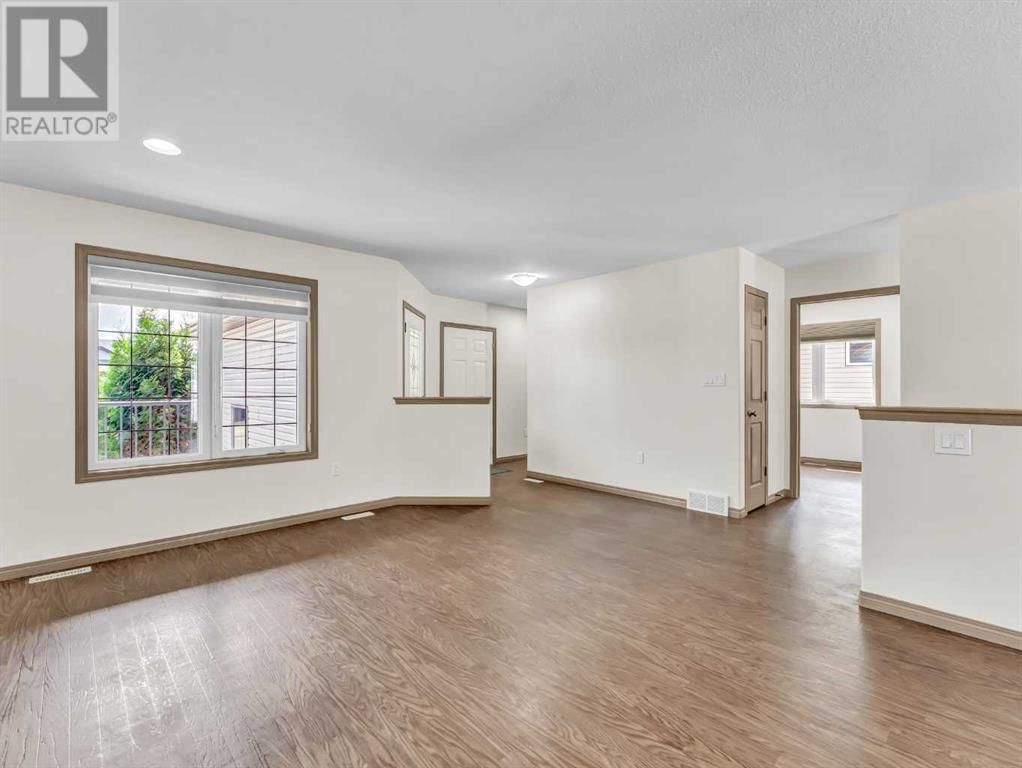 108 SOMERSET ROAD SOUTHEAST Image 11