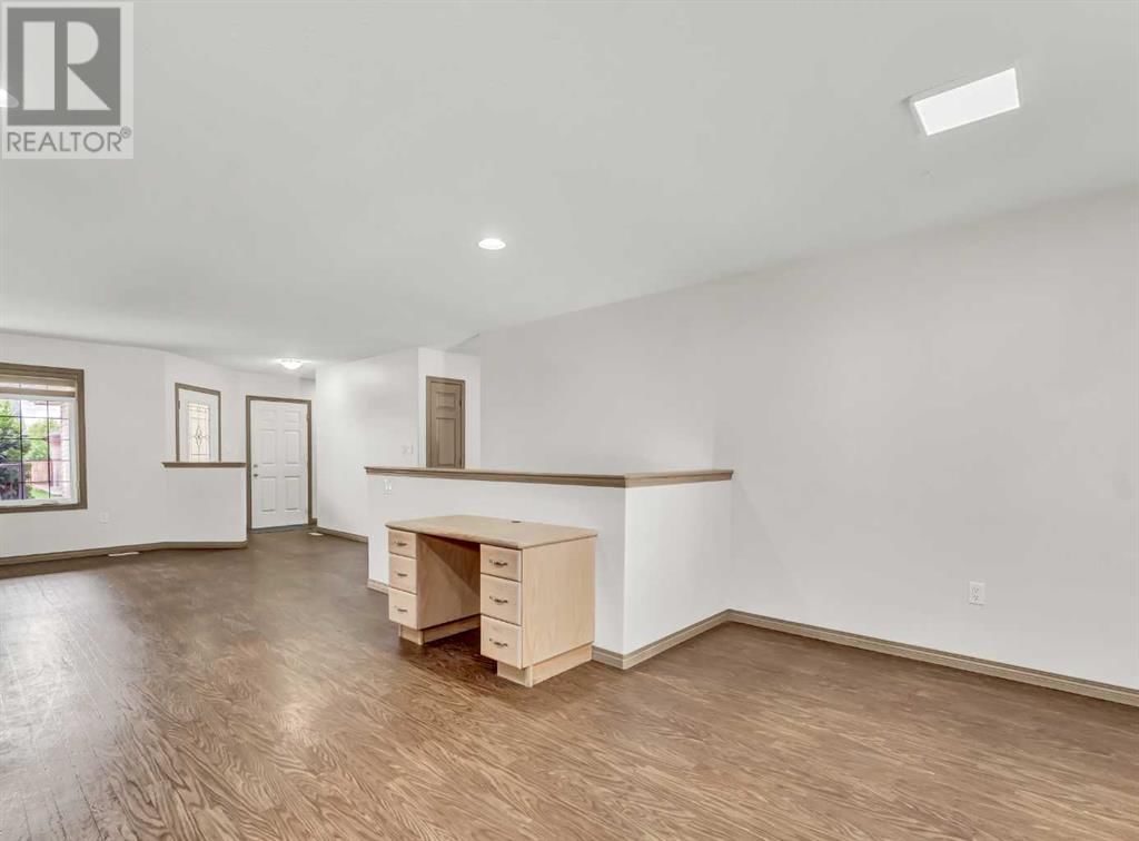 108 SOMERSET ROAD SOUTHEAST Image 19