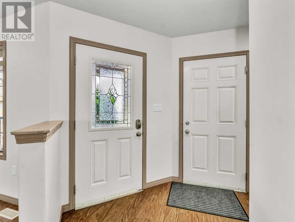 108 SOMERSET ROAD SOUTHEAST Image 8