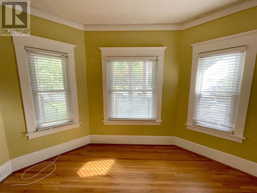 522 21 AVENUE SOUTHWEST Image 21