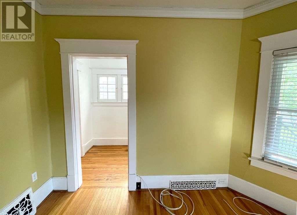 522 21 AVENUE SOUTHWEST Image 22