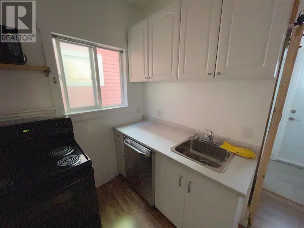 522 21 AVENUE SOUTHWEST Image 27