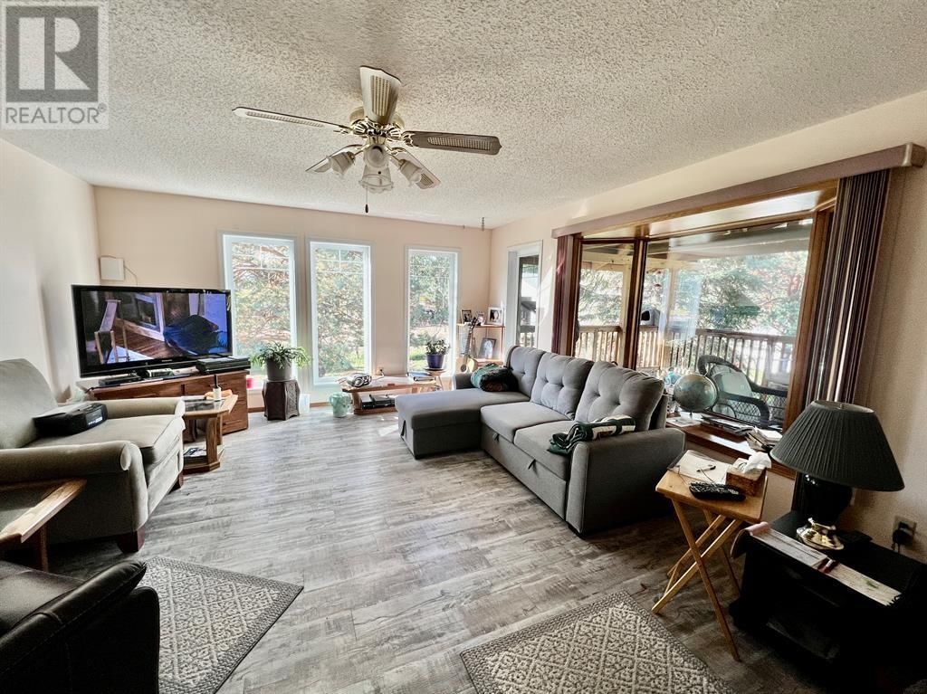 224057 TOWNSHIP ROAD 652 Image 11