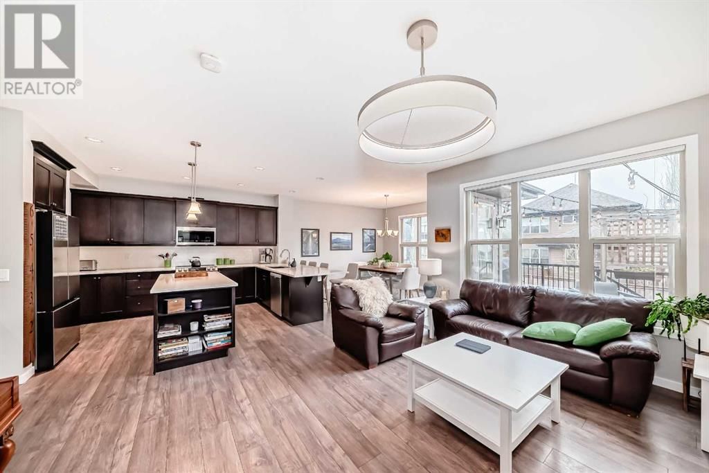 176 RIVIERA WAY Image 17