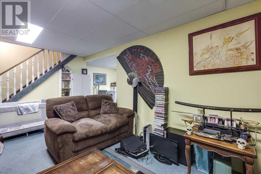 35 NASH STREET Image 30