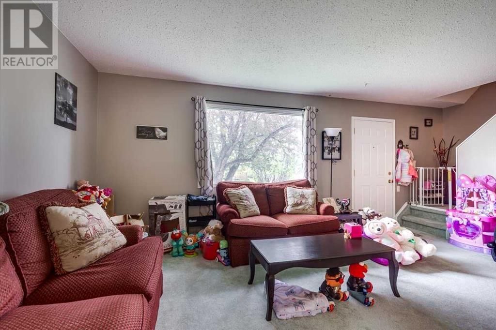 35 NASH STREET Image 8