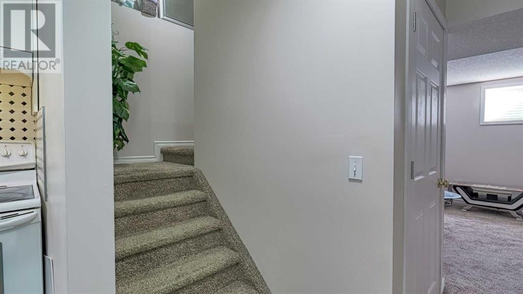 54 SADDLECREEK CRESCENT NORTHEAST Image 11
