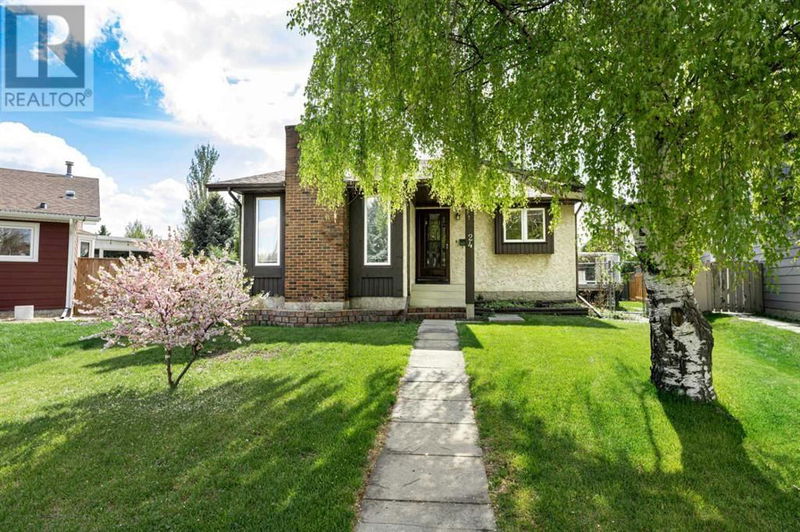 24 Caswell Close Red Deer, Alberta