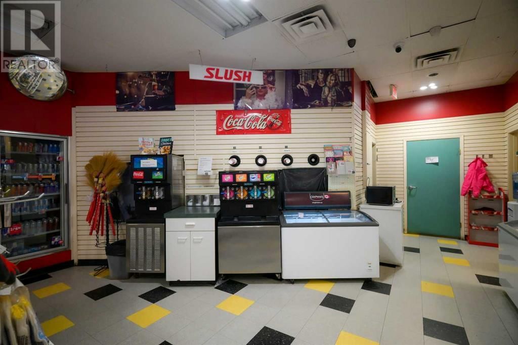 123 ANY STREET Image 8