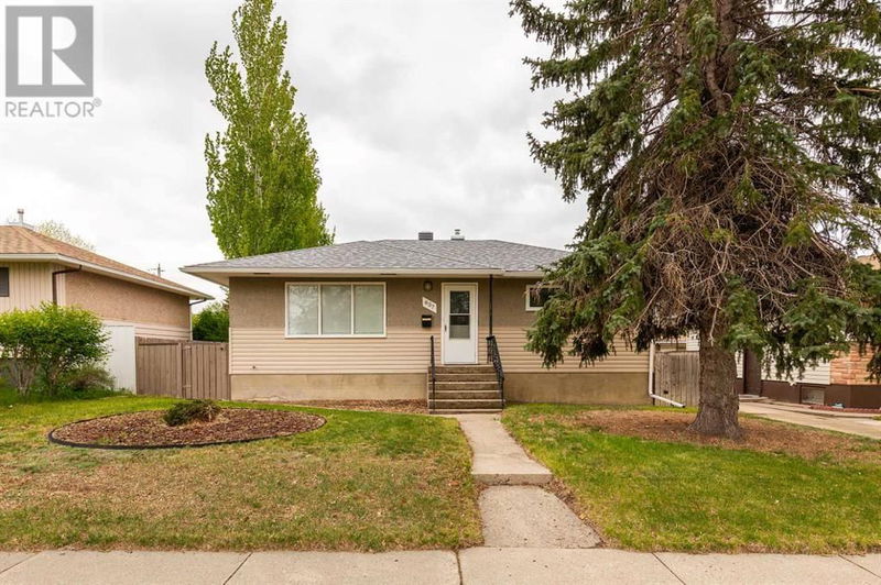 837 Stafford Drive North Lethbridge, Alberta