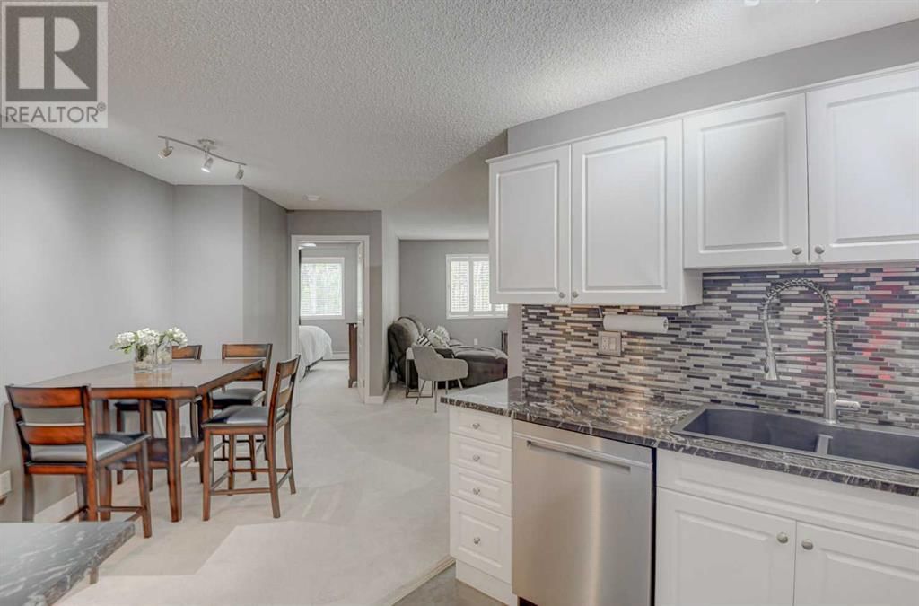 30 SIERRA MORENA MEWS SOUTHWEST Image 6