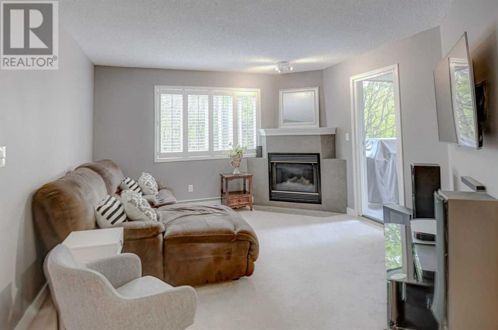 30 SIERRA MORENA MEWS SOUTHWEST Image 8