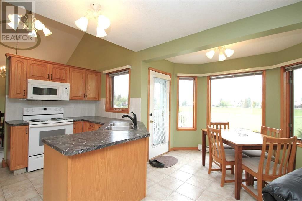 184 ALLAN STREET Image 12