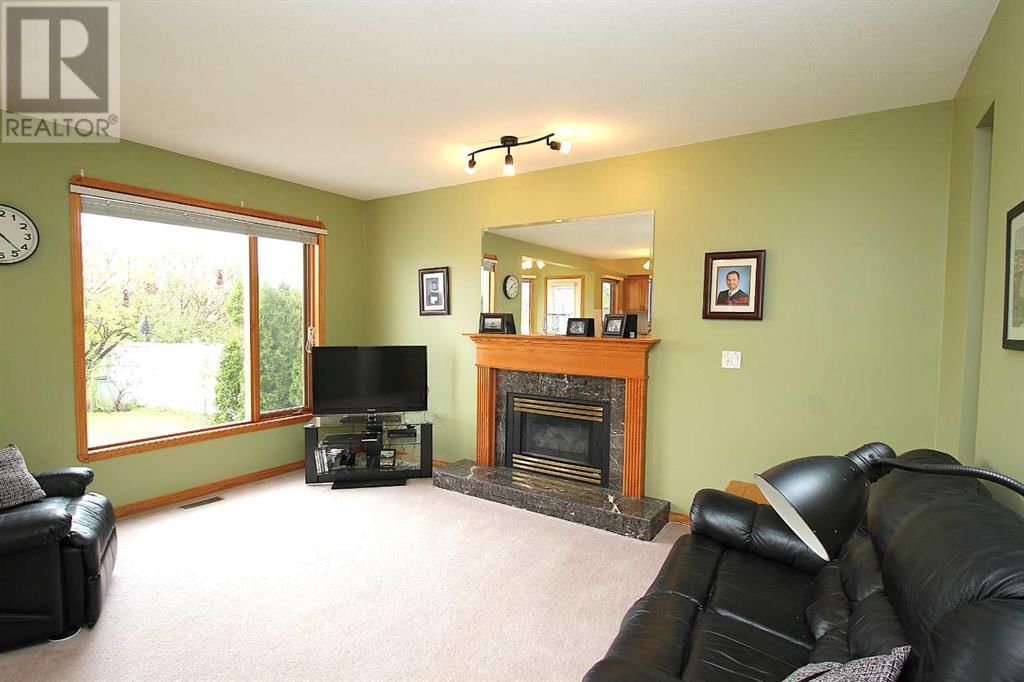 184 ALLAN STREET Image 14