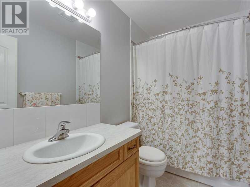 184 ALLAN STREET Image 23
