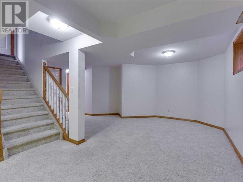 184 ALLAN STREET Image 26