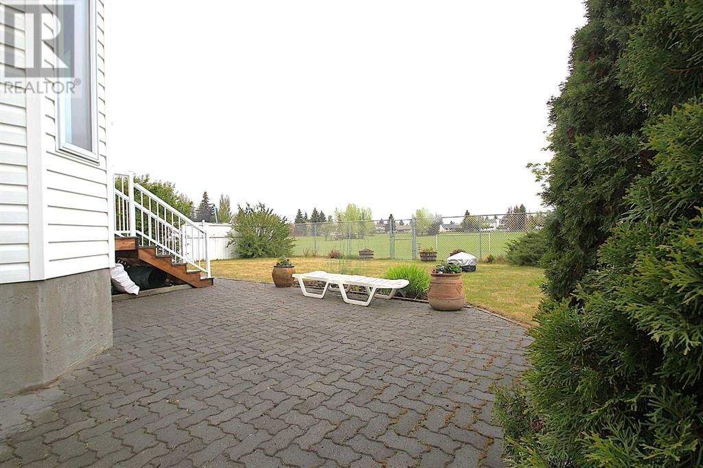 184 ALLAN STREET Image 37