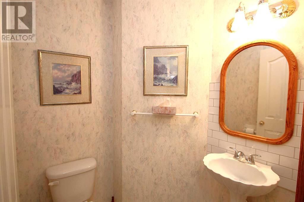 184 ALLAN STREET Image 9