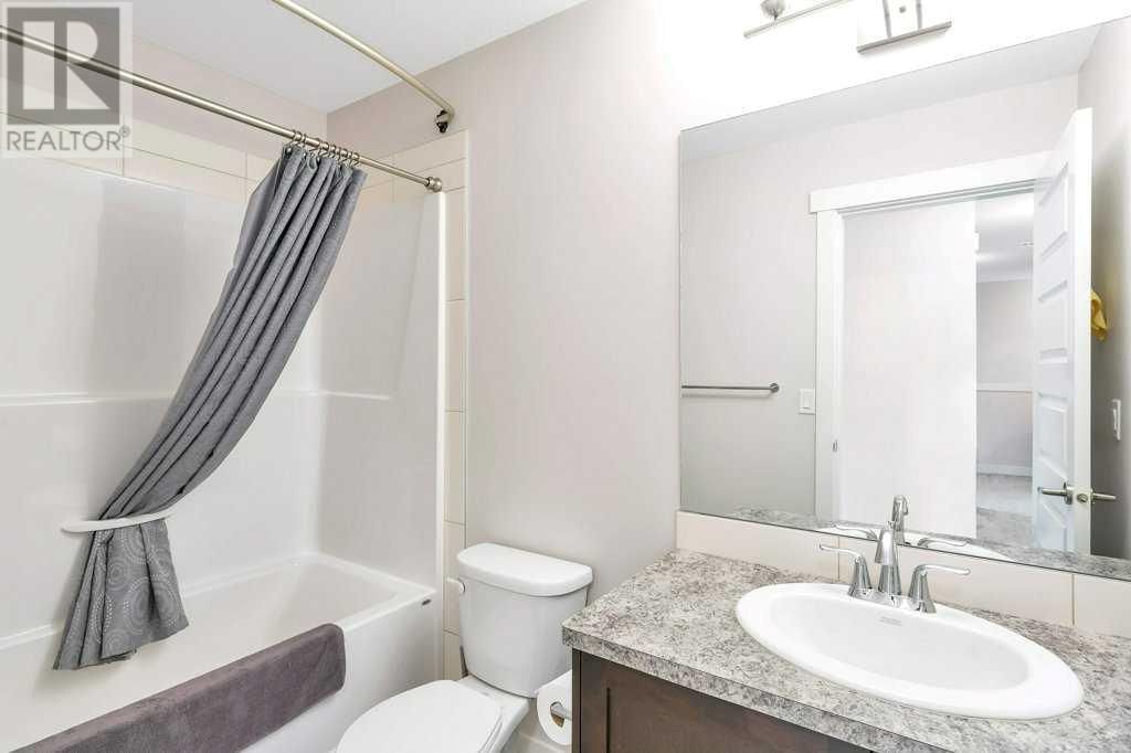 1086 WILLIAMSTOWN BOULEVARD NORTHWEST Image 32