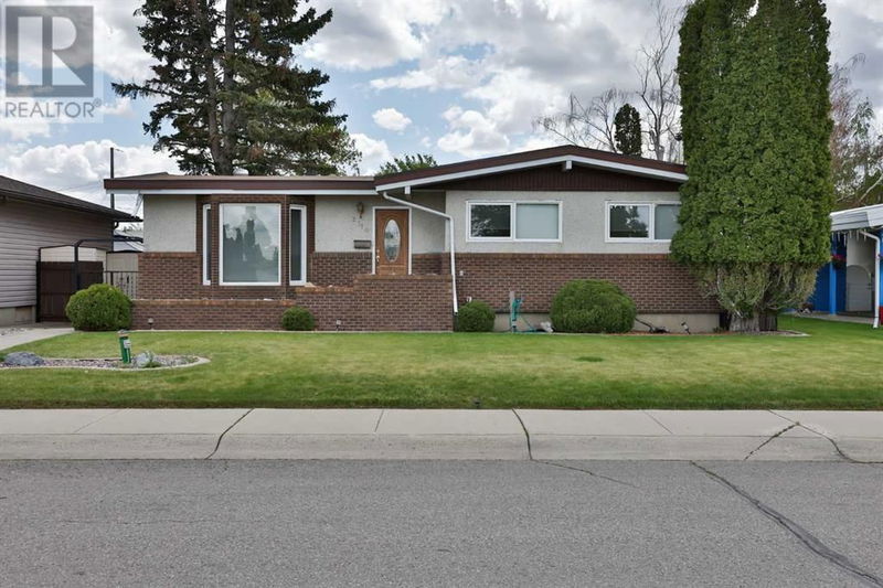 2710 7a Avenue North Lethbridge, Alberta