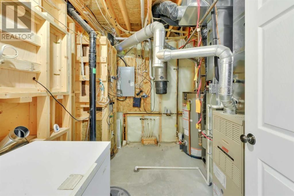 33 WHITE AVENUE Image 35