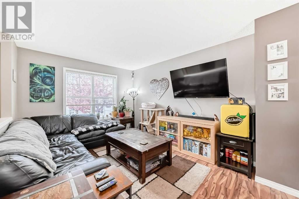 3262 NEW BRIGHTON GARDENS SOUTHEAST Image 8