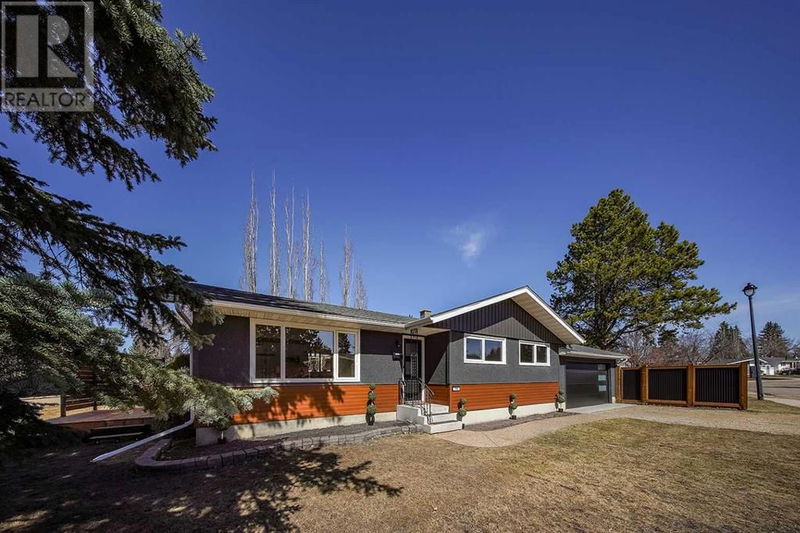 73 Selkirk Boulevard Red Deer, Alberta