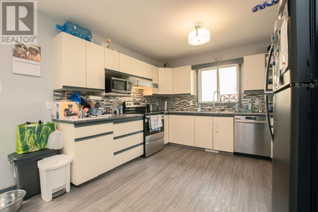 8914 103 AVENUE Image 4