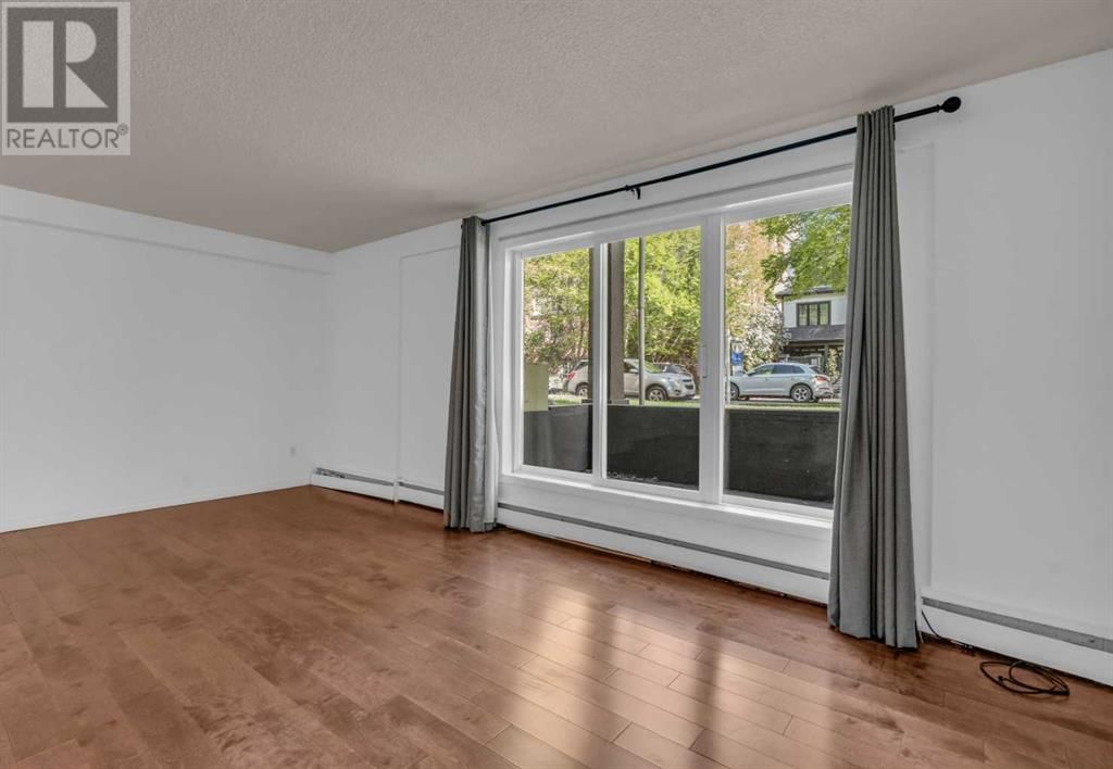 215 25 AVENUE SOUTHWEST Image 8