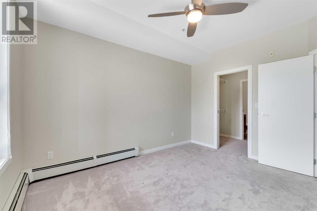 707 4 STREET NORTHEAST Image 22