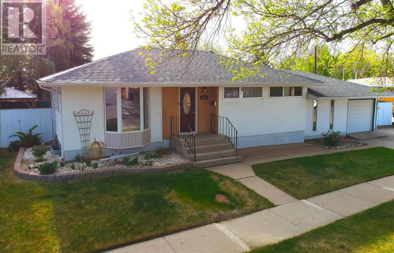 1132 11 Street South Lethbridge, Alberta