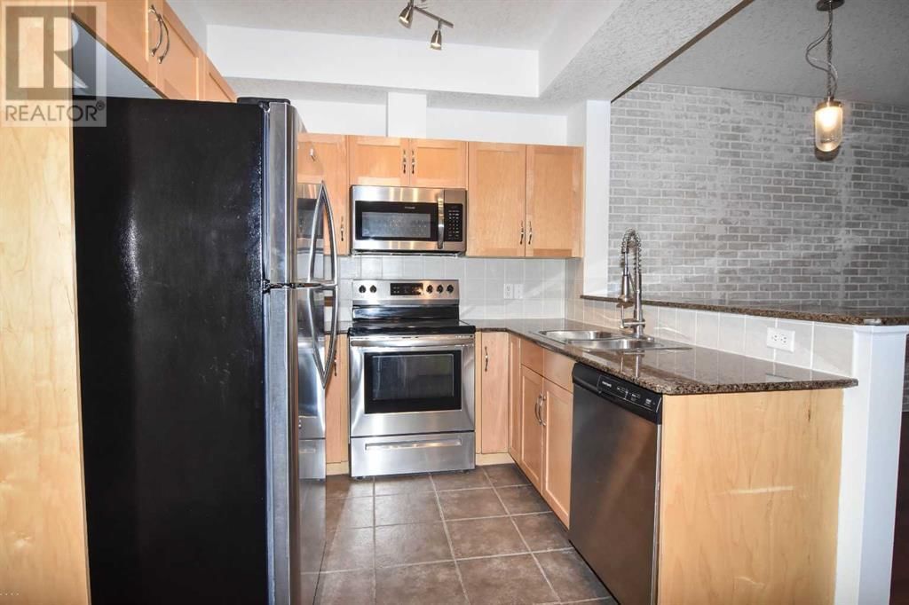 5720 2 STREET SOUTHWEST Image 6
