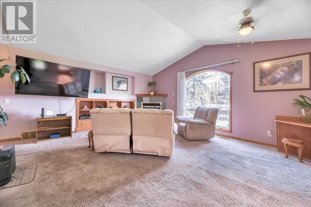 14 GRANDE POINT ESTATES Image 13
