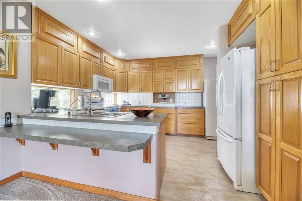 14 GRANDE POINT ESTATES Image 14