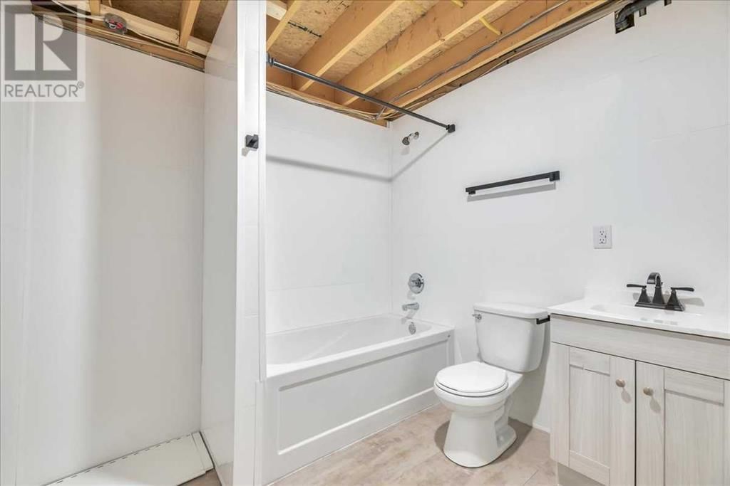 14 GRANDE POINT ESTATES Image 31